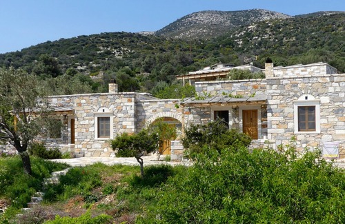 Naxos Casa | Stone-built houses Azalas, very quiet, by the beach, with fireplace