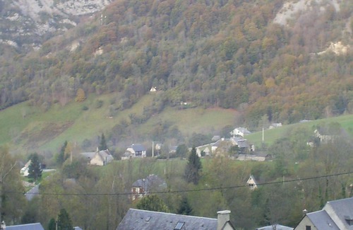 Sainte-Marie-de-Campan Cabaña | Casita de piedra al pie del Puerto del Tourmalet.