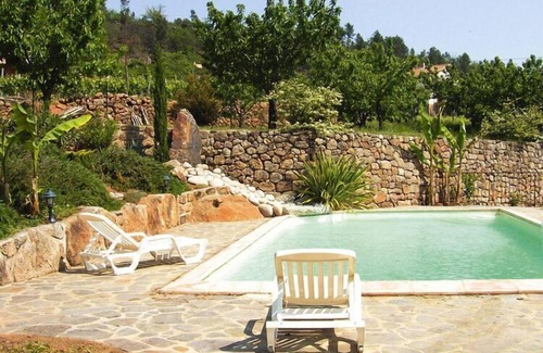 Chambonas Casa | Casa de piedra con piscina compartida, Chambonas