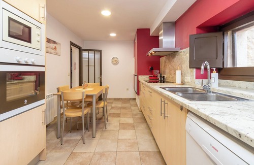 Sant Jordi Desvalls Casa | Casa de piedra en la Costa Brava