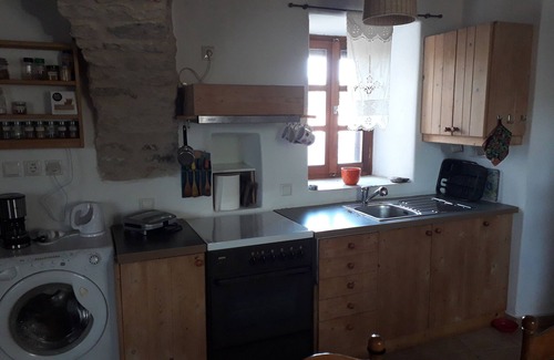 Kithira Casa | STONE HOUSE
