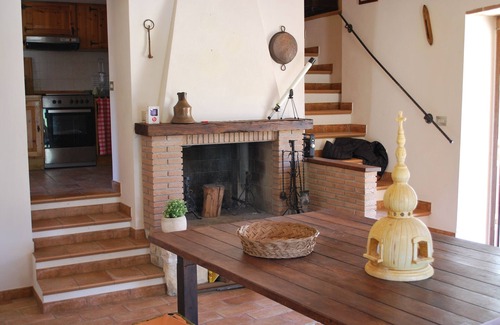 Pretoro Casa | CASA DE PIEDRA Amo a Majella para 6 personas, dos habitaciones, 1 baño