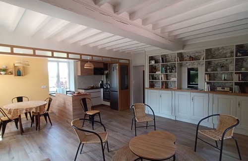 Sarcey Casa | Alquiler casa de piedra dorada en Sarcey en Beaujolais 12 lugares