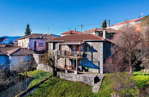 Vitina Casa | Stone house in the heart of Vytina-Mainalo