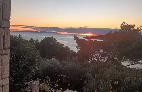 Milna (Brac) Casa | Stone house on Brac with amazing garden and sea view