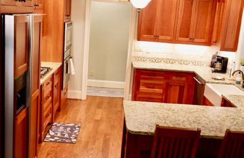 Coalmont Casa | Stone Manor in Coalmont