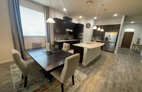 Wetmore Casa | Stone Oak Home Near JW Marriot