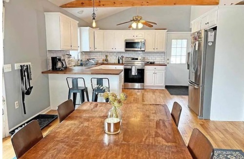 Town of Marbletown Casa | Stone Ridge Stunner