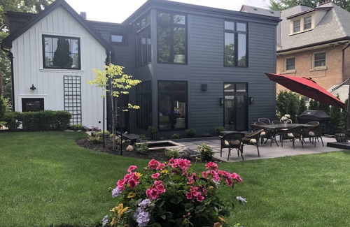 Stratford Casa | Stone's Throw Stratford - The Loft plus 1 bedroom