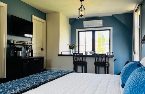 Stratford Casa | Stone's Throw Stratford