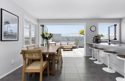 Havelock North Casa | Stone throw away from Havelock North Village