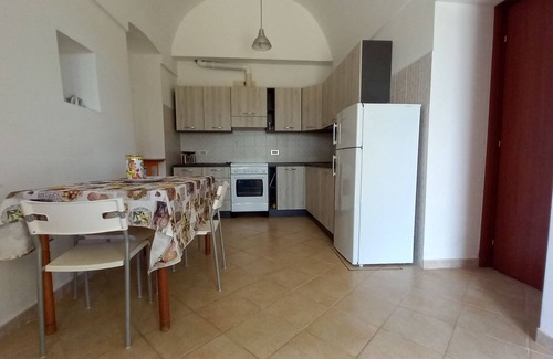 Locorotondo Casa | Villa de piedra en medio de la campiña de Apulia, a pocos kilómetros del mar.