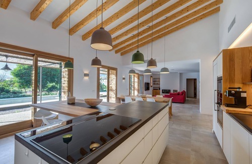 Biniaraix Villa | Villa de piedra en el corazón de Soller, tranquila y cerca del centro de la ciud