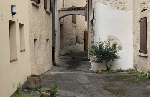 Montelier Casa | Stone village house