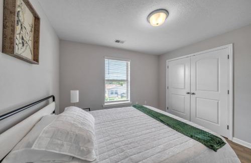 New Albany Apartamento | Stonecrest 716, 2bd Apt I Free Parking I Pool