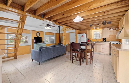 Concan Casa | Stonehaven @ Frio River Vacation Rentals