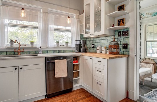 Independence Casa | Stonehouse - A Stunning 1920's Dream