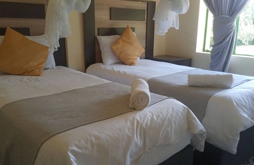Chimanimani Cabina | Stonehouse Lodge