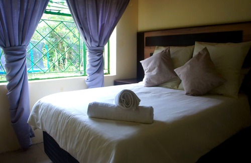 Chimanimani Cabina | Stonehouse Lodge
