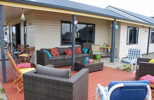 Ruakaka Casa | Stones Throw Beach House