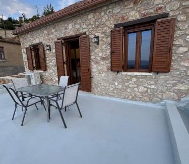 North Kynouria Apartamento | Stoneview Apartments