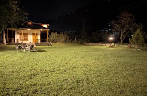 Balakot Complejo | StoneWood Cottage At Country Club Resorts Balakot