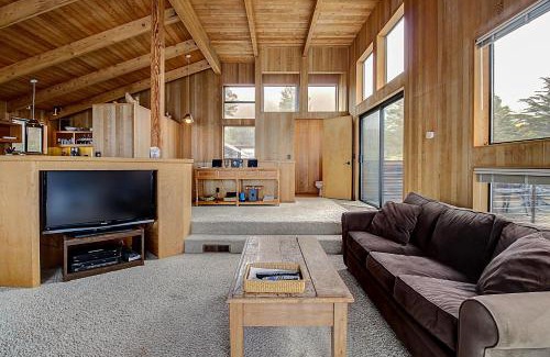 Stewarts Point Casa | Stoney House
