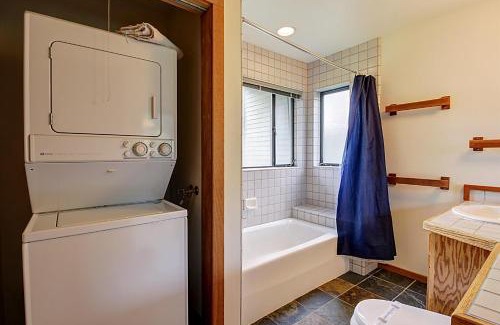 Stewarts Point Casa | Stoney House