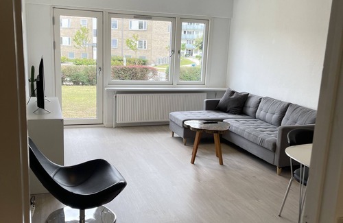 Norresundby Condominio | Stor Dejlig og Hygge Lejlighed, 2,5 km fra Aalborg Centrum