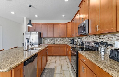 Kissimmee Casa | Storey Lake 6BR Villa w/Private Pool & Spa