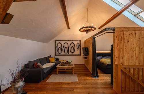 Eichenzell Apartamento | Acogedor apartamento con sauna al pie del Rhön, Eichenzell
