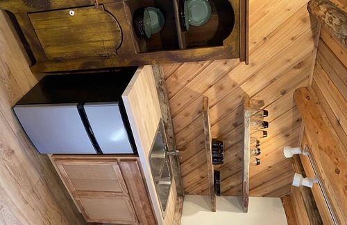 Gallatin Gateway Cabina | Storm Castle Highlands river cabin
