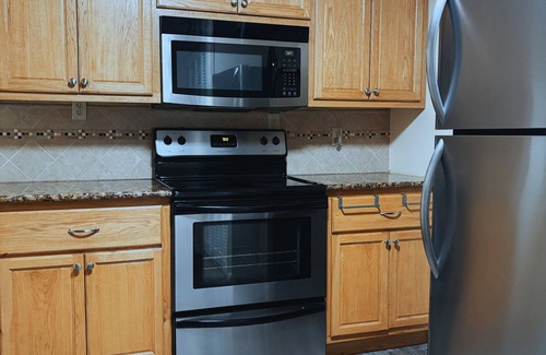 Cripple Creek Casa | StoryBrook Mountain Escape. Pet-Friendly. Stunning views. Event Inquiry.