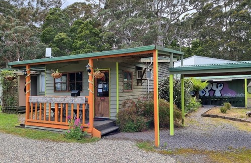 Strahan Otro | Strahan Backpackers