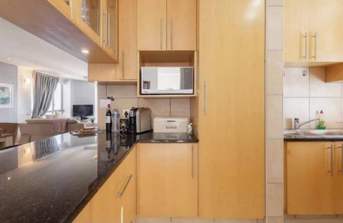 Strand Apartamento | Strand Beachfront Home with Panoramic Ocean Views