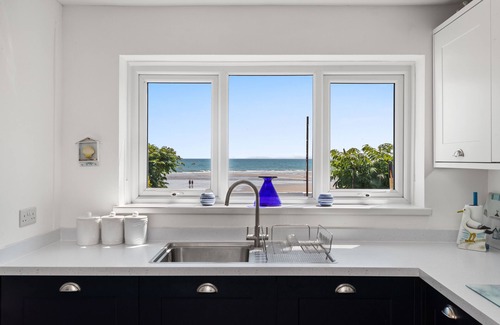 Saundersfoot Cabaña | Strand Cottage - Direct Beach Access