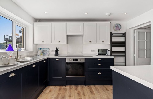 Saundersfoot Cabaña | Strand Cottage - Direct Beach Access