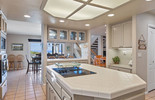 Oceano Condominio | Strandcastle Beach House - Oceanfront! - You're right on the sand!