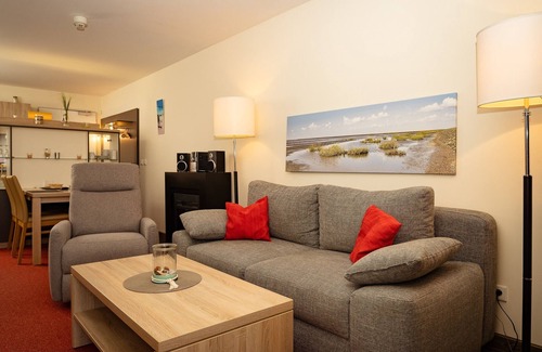 Wremen Apartamento | Strandnahe, Hübsche Wohnung mit Sauna und Balkon mit Blick zum Nordseedeich