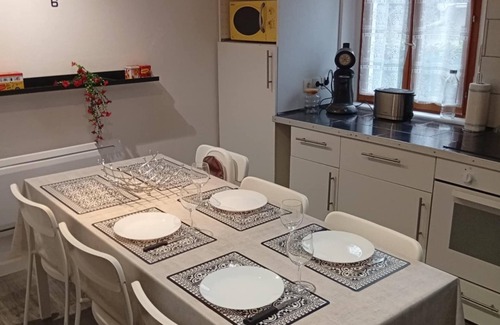 Neudorf South Apartamento | Strasbourg apartment. Pets welcome!