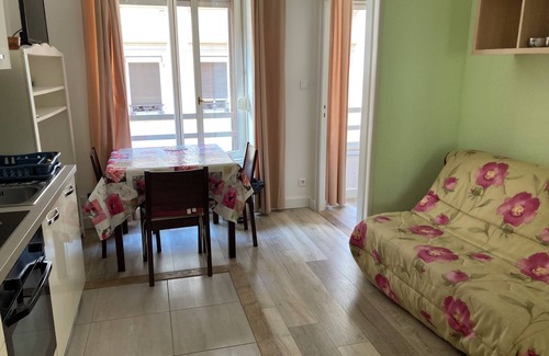 Petite-France Apartamento | STRASBOURG GARE T2 COZY FURNISHED
