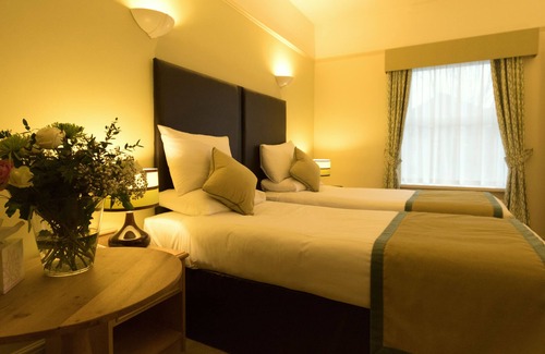 Tiddington Hotel | Stratford Limes Hotel