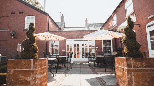 Tiddington Hotel | Stratford Limes Hotel
