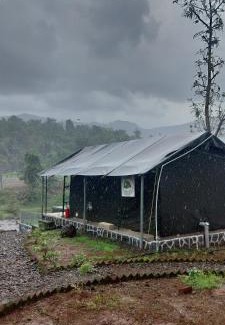 Karjat Otro | Streaming Offline Karjat - Monsoon Campsite