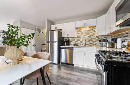 Streamwood Casa | Streamwood Gameroom K/Q Bd Pet Friendly