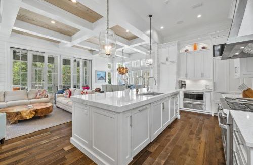 Watercolor Casa | "Stress Free" - Golf Cart - Pool - Exquisite, 6 bedroom, new construction home - WaterColor home