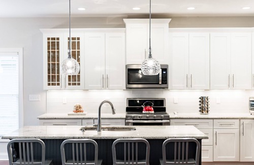 Forest Casa | Stress-Free Stay in a Modern Open Home!