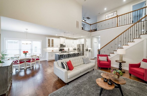 Forest Casa | Stress-Free Stay in a Modern Open Home!
