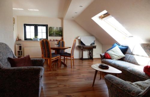 Burg-Dorf Apartamento | Streuobstwiese