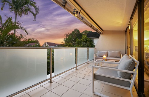 Noosa Heads Apartamento | Stroll to Noosa Main Beach and Hastings St. Child and pet friendly.